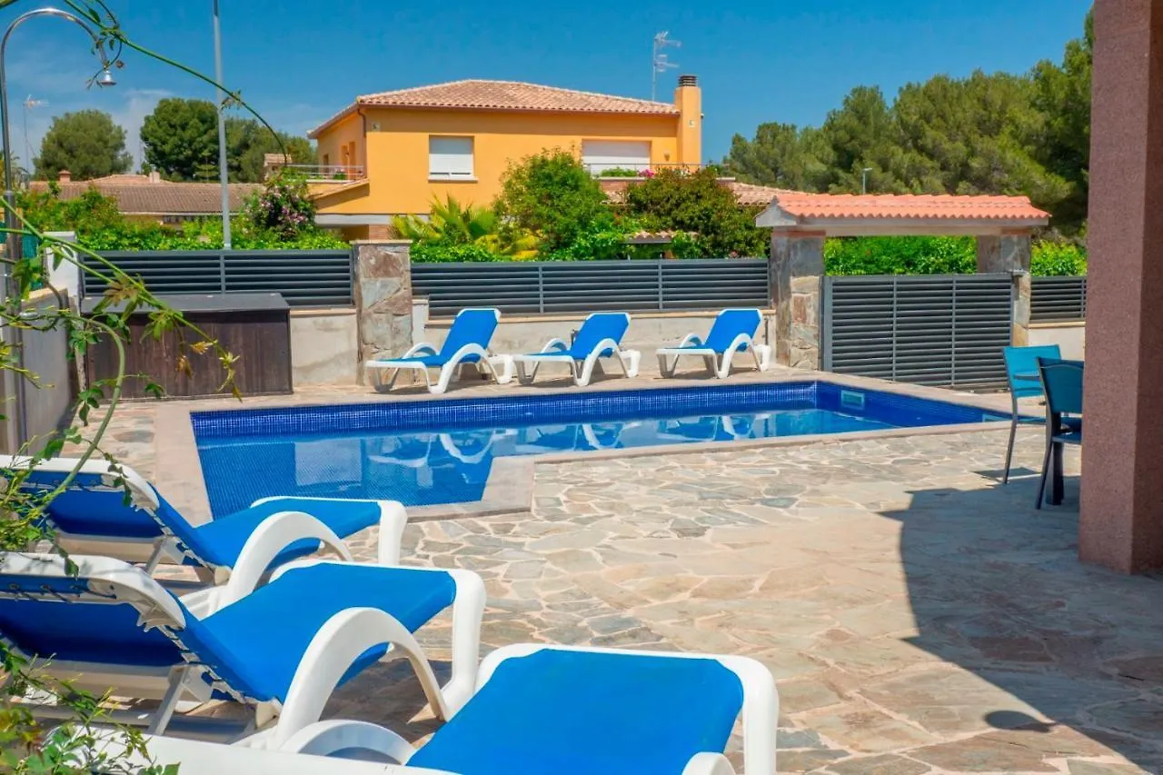 Club Villamar - Neron Cubelles 0*,  Spain